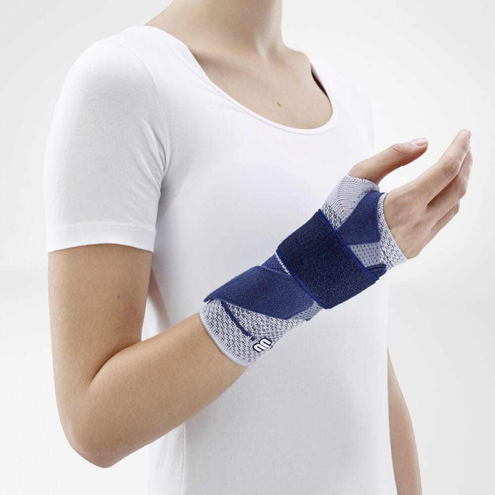 Bauerfeind ManuTrain wrist compression brace