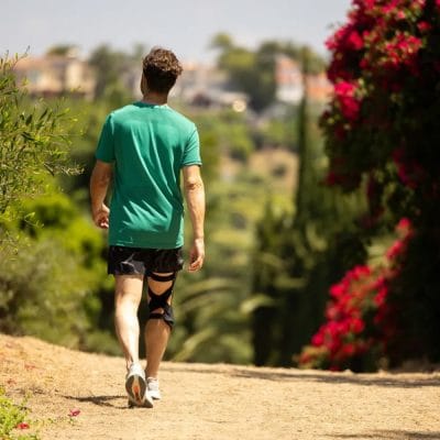 Ossur Unloader One Knee Brace Canada for hiking