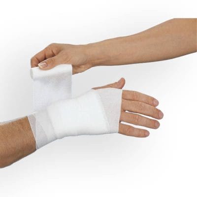 BSN Easifix Cohesive Fixation Bandage - 6 cm Width, Self-Adhesive - Image 5