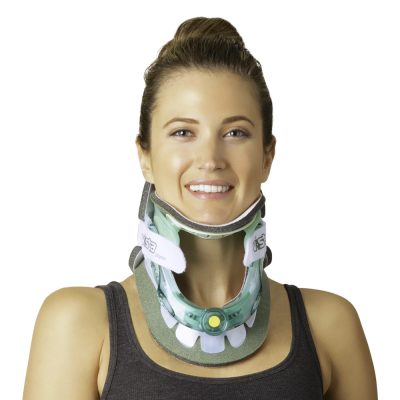 Patient wearing Aspen Vista Collar front view